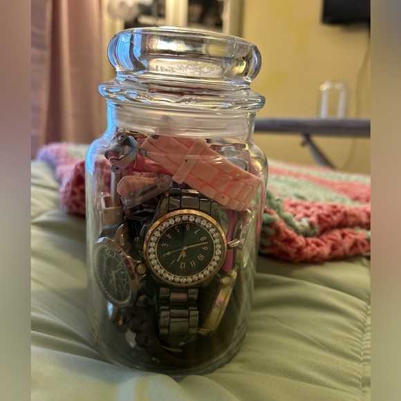 Fashion Watches - Picture 5 of 5